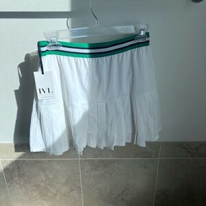 Ivl skort  set new with tag
Make me an offer!!!